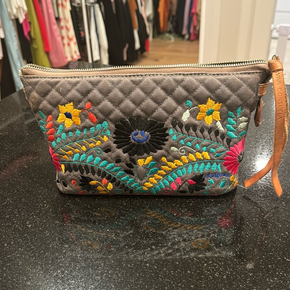 Consuelo makeup bag